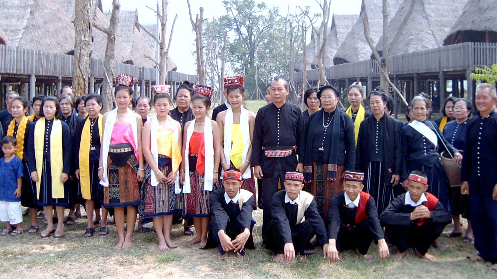 งานปีใหม่ชาวไทยทรงดำ